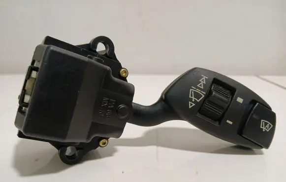 BMW 5 E60 E61 Wiper control stalk 6924106
