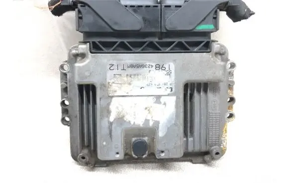 Fiat Bravo Engine control unit/module ECU 0281013577