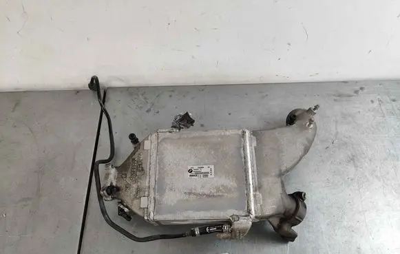 BMW X5 F15 Intercooler radiator 17517823886 7823886
