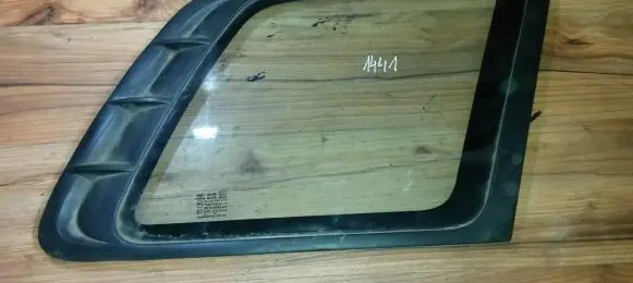 Hyundai Santa Fe Rear side window