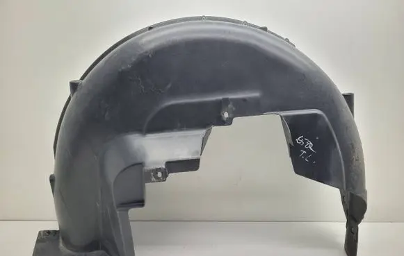 Peugeot 5008 II Rear arch 9816606180