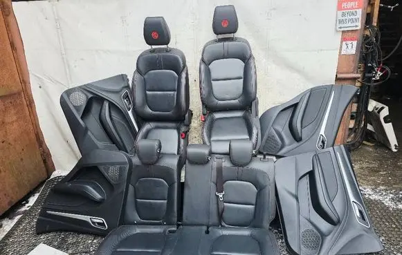 MG ZS Seat set 