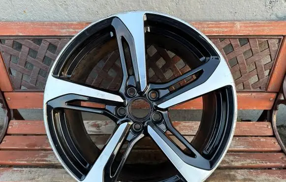 Audi TT TTS RS Mk3 8S R19 alloy rim 