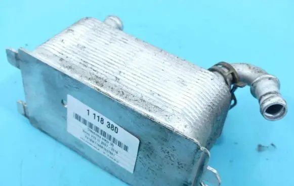Volvo V70 Engine oil radiator NRF2002300 IMPRK1118380