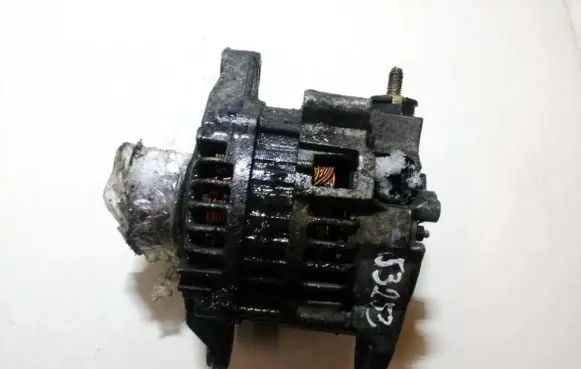 Nissan Almera N16 Generator/alternator 23100buo010 lr180762