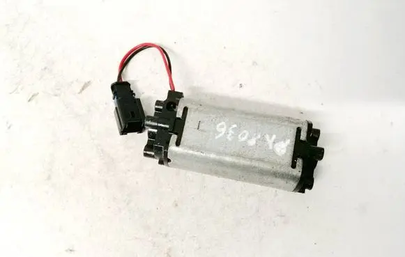Seat Toledo II (1M) Seat adjustment motor 9459834A