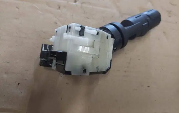 Nissan Qashqai Wiper control stalk