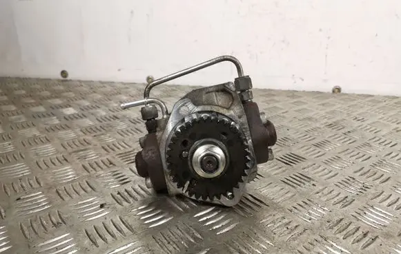 Subaru Legacy Fuel injection high pressure pump 2940001080 AA030