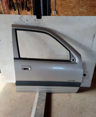 Opel Frontera B Front door