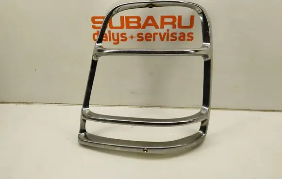 Subaru Forester SF Rear/tail light trim molding J1010VE011