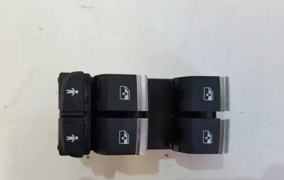 Audi A4 S4 B9 8W Quarter vent window switch 4M0959851B