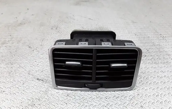 Audi A6 S6 C6 4F Rear air vent grill 4F0819203