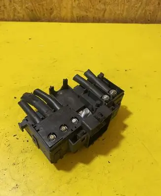 Mercedes-Benz C W203 Fuse module A2035450803 2035450803