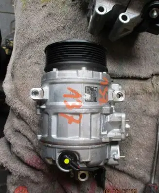 Seat Toledo I (1L) Air conditioning (A/C) compressor (pump) 820803