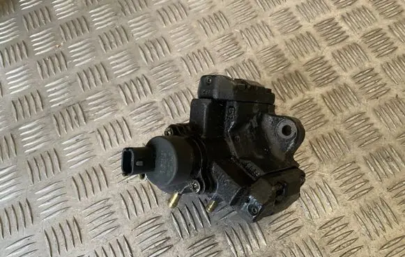 Fiat Stilo Fuel injection high pressure pump 0445010007 1023B034 8208949