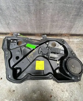 Seat Leon (1P) Front door window regulator with motor 