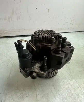 Renault Scenic I Fuel injection high pressure pump 037472 0445010075 8200108225