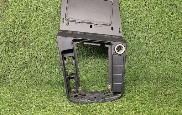Volkswagen Jetta USA Gear shifter surround trim plastic 17B864263 5NA035345