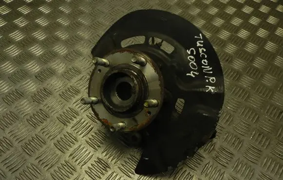 Hyundai Tucson TL Front wheel hub 16HC4L
