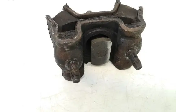 Mercedes-Benz ML W163 Engine mount bracket