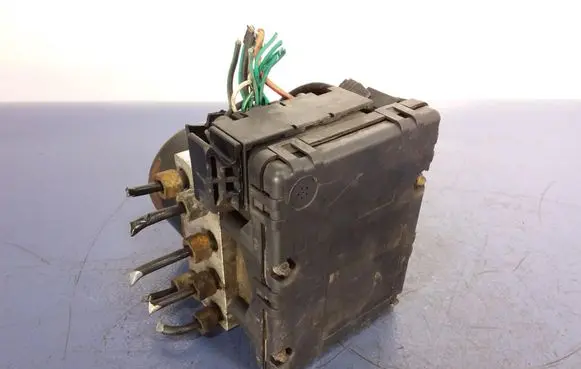Chrysler Grand Voyager IV ABS Pump