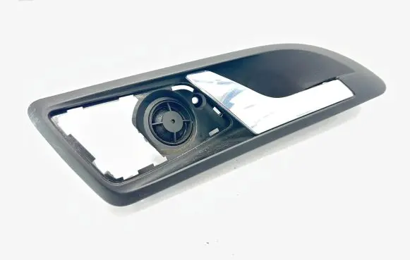 Rear door interior handle