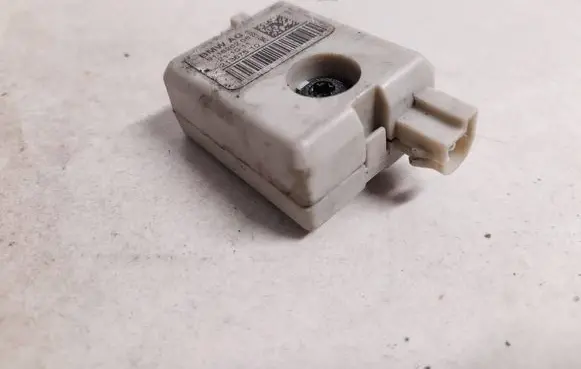 BMW 5 F10 F11 Antenna control unit 911826206 9118262