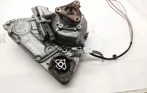 BMW X3 F25 Gearbox transfer box case 8643153 ATC45L