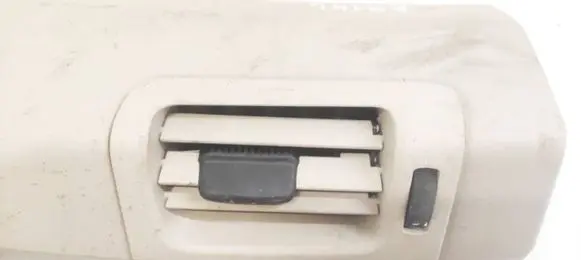 Volvo XC60 Dash center air vent grill