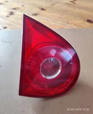 Volkswagen Golf V Tailgate rear/tail lights 1K6945093E 028500102A 00035107