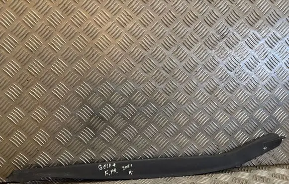 Volkswagen Golf Plus Other front door trim element 5M0837382B