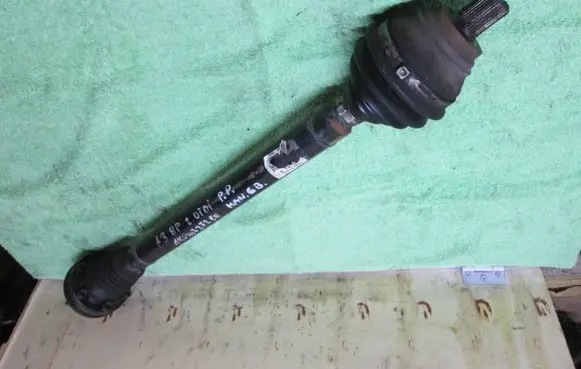 Volkswagen PASSAT B6 Front driveshaft 1K0407272EN