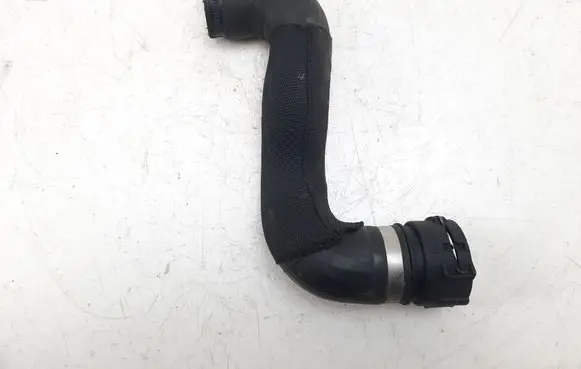 BMW 6 F12 F13 Engine coolant pipe/hose 7605640