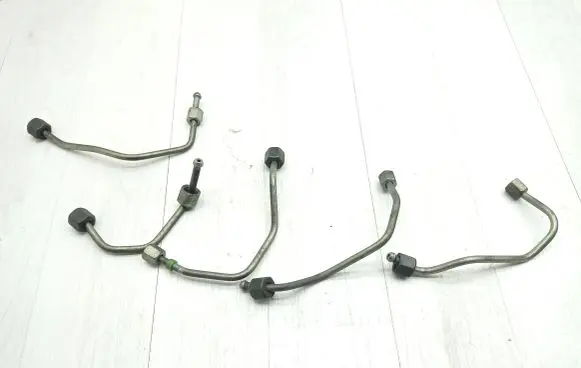 Ford Mondeo MK IV Fuel injector supply line/pipe 