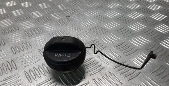 Toyota Land Cruiser (J120) Fuel tank filler cap 