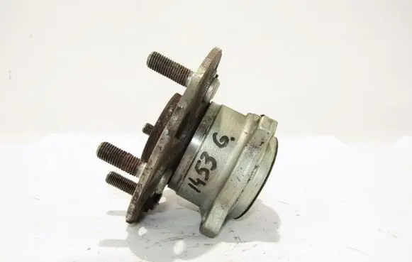 Honda CR-V Rear wheel hub