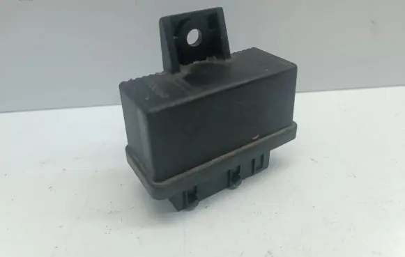 Peugeot 207 Fuel injection pump control unit/module 240107
