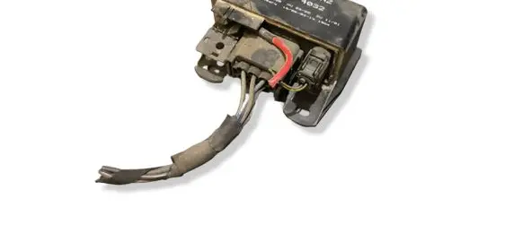 Mercedes-Benz ML W163 Glow plug pre-heat relay 0285454032