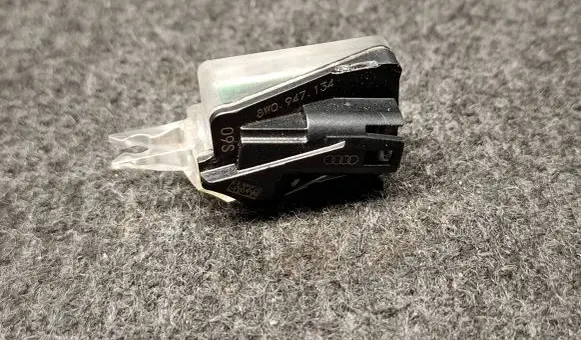Audi A4 S4 B9 Front door handle light (exterior) 8W0947134