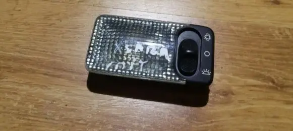 Citroen Xsara Rear seat light