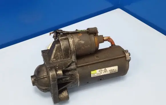 Renault Laguna II Starter motor 8200628426