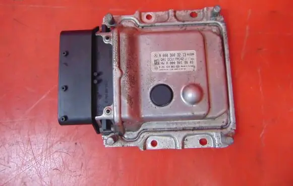Mercedes-Benz GLE (W166 - C292) Adblue control unit A0009003213