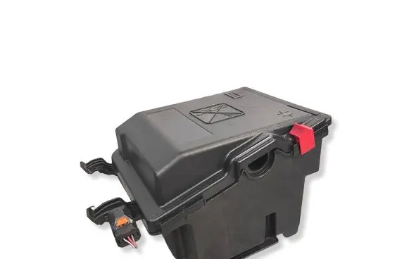 Peugeot Partner III Fuse module 9804848580