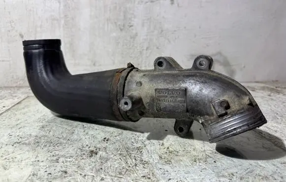 Volvo S60 Intercooler hose/pipe 08631538