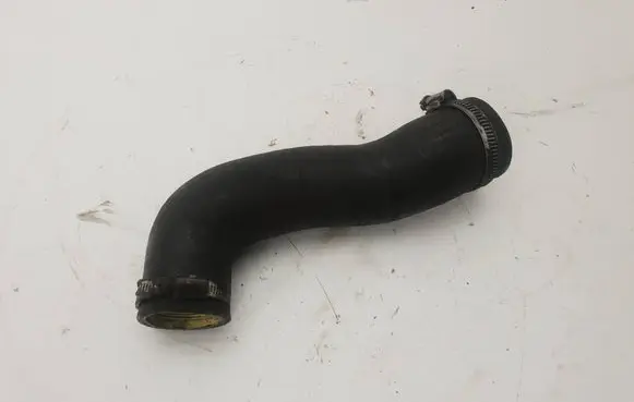 Volvo XC90 Intercooler hose/pipe 30636856