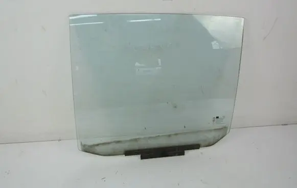 Hyundai Getz Rear door window glass 