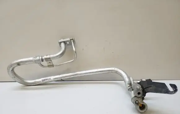 Chrysler 300C Air conditioning (A/C) pipe/hose 68158886AB