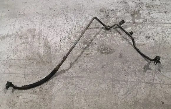Power steering hose/pipe/line