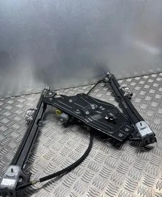 Maserati Ghibli Front door window regulator with motor 6700098150