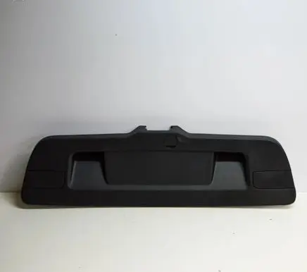 Volkswagen Jetta VI Tailgate trim 5C6867658 5C6867657
